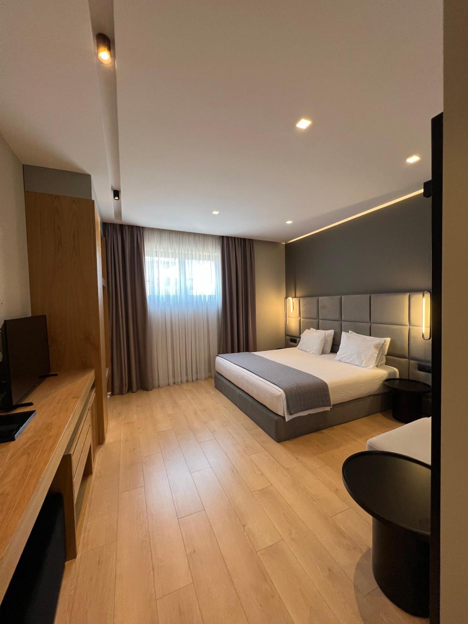 Artnest Luxury Hotel & Suites Saranda Kültér fotó