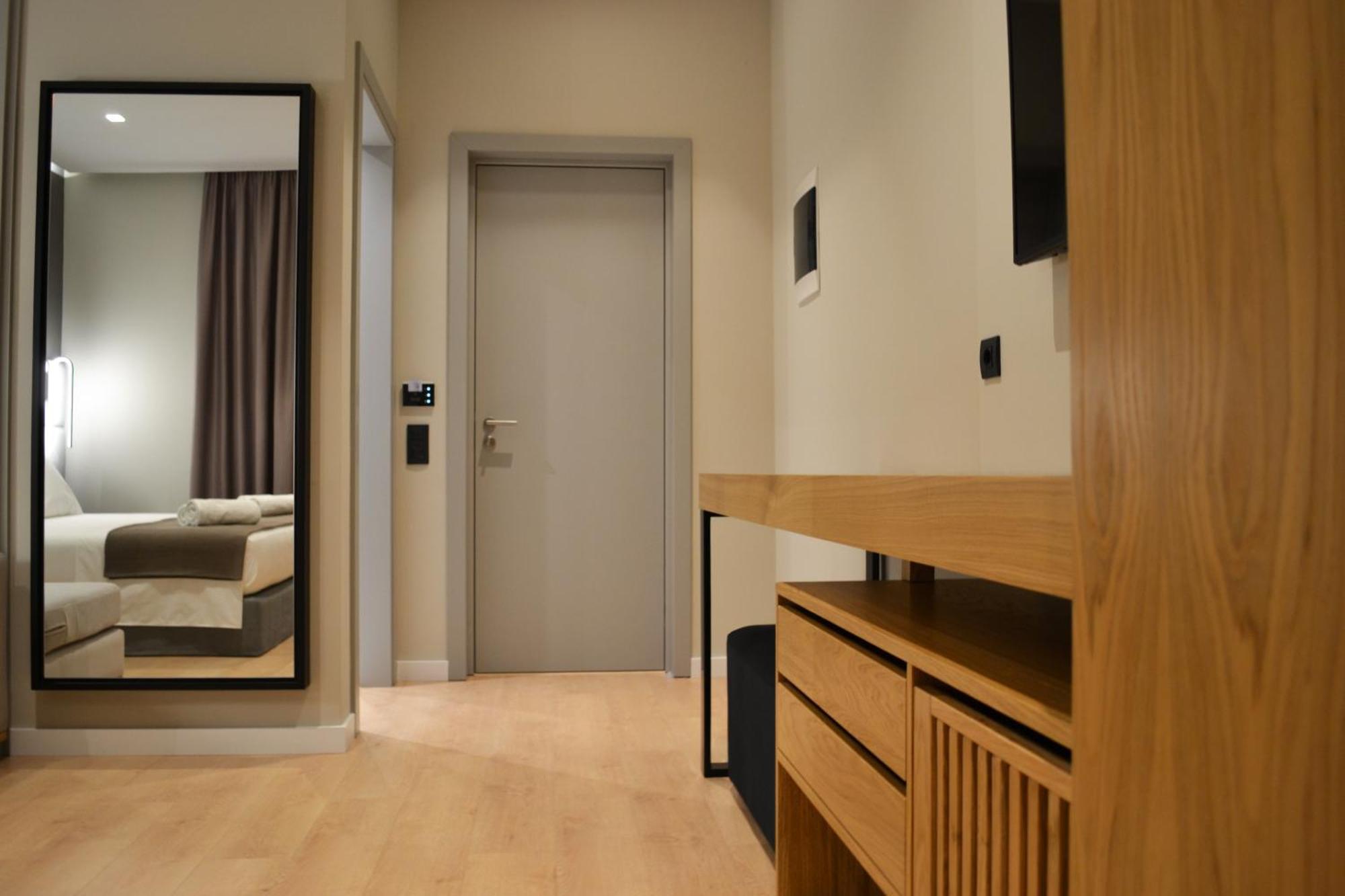 Artnest Luxury Hotel & Suites Saranda Szoba fotó